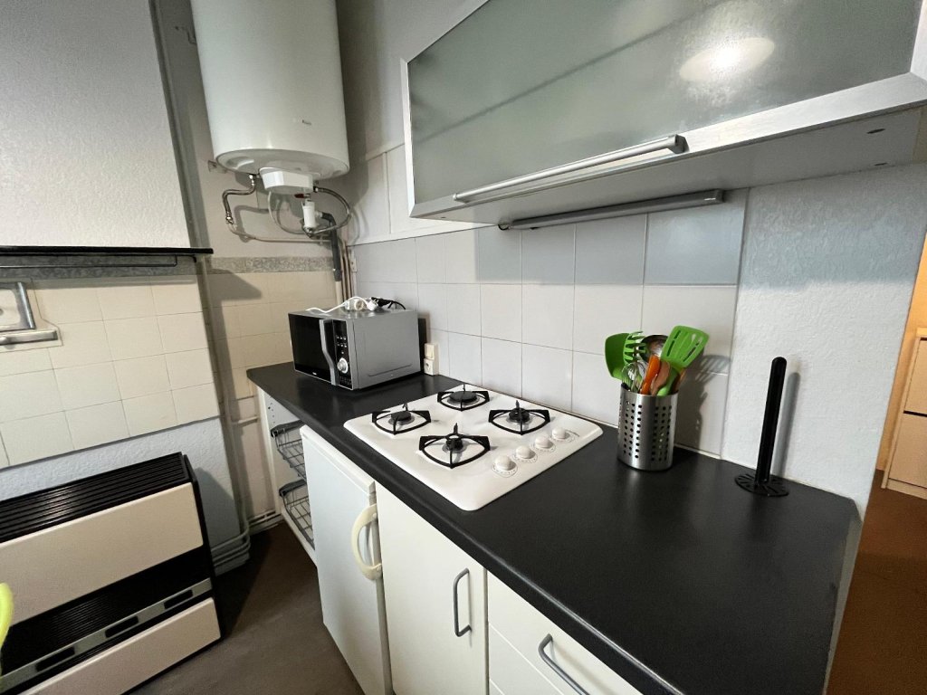 APPARTEMENT T2 A LOUER - ST ETIENNE - 32.55 m2 - 395 &euro; charges comprises par mois