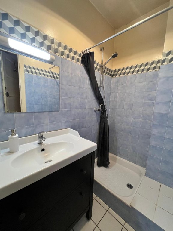 APPARTEMENT T2 A LOUER - ST ETIENNE - 32.55 m2 - 395 &euro; charges comprises par mois