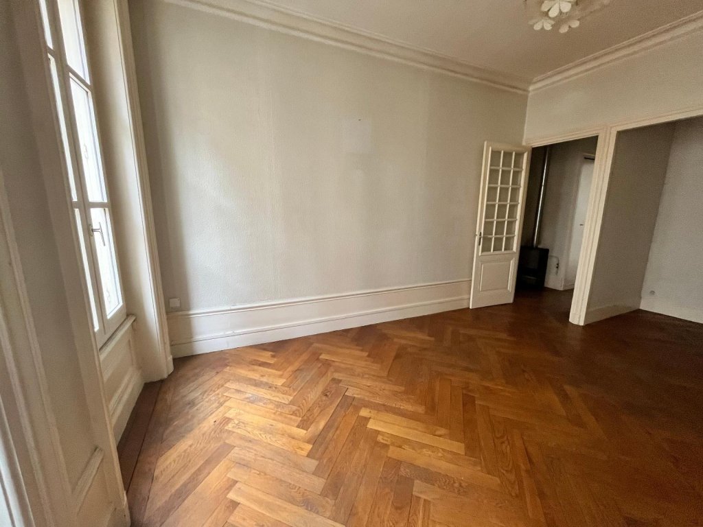 APPARTEMENT T2 A LOUER - ST ETIENNE - 53.05 m2 - 426 &euro; charges comprises par mois