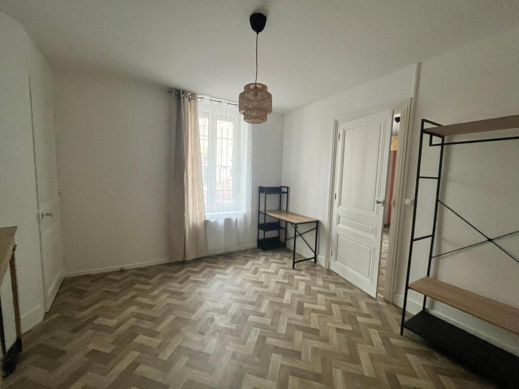 APPARTEMENT T2 A LOUER - ST ETIENNE - 31 m2 - 440 &euro; charges comprises par mois