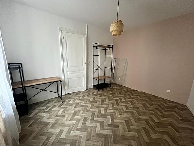 APPARTEMENT T2 A LOUER - ST ETIENNE - 31 m2 - 440 € charges comprises par mois