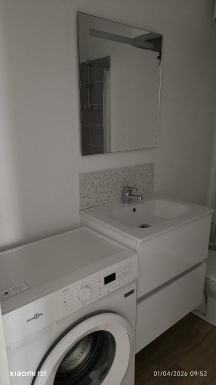 APPARTEMENT T2 A LOUER - ST ETIENNE - 29.5 m2 - 440 &euro; charges comprises par mois
