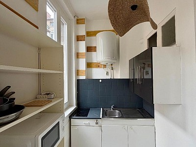 APPARTEMENT T2 A LOUER - ST ETIENNE - 28 m2 - 400 € charges comprises par mois