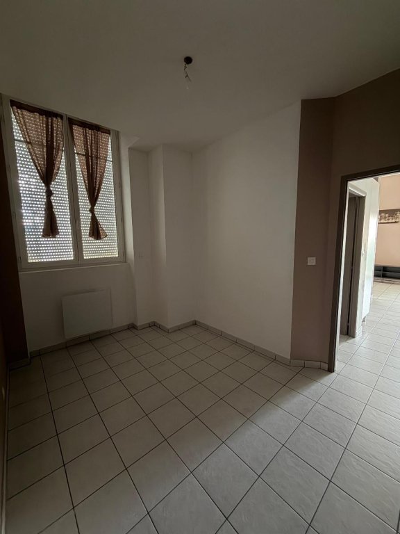 APPARTEMENT T2 A LOUER - ST ETIENNE - 47.07 m2 - 520 &euro; charges comprises par mois
