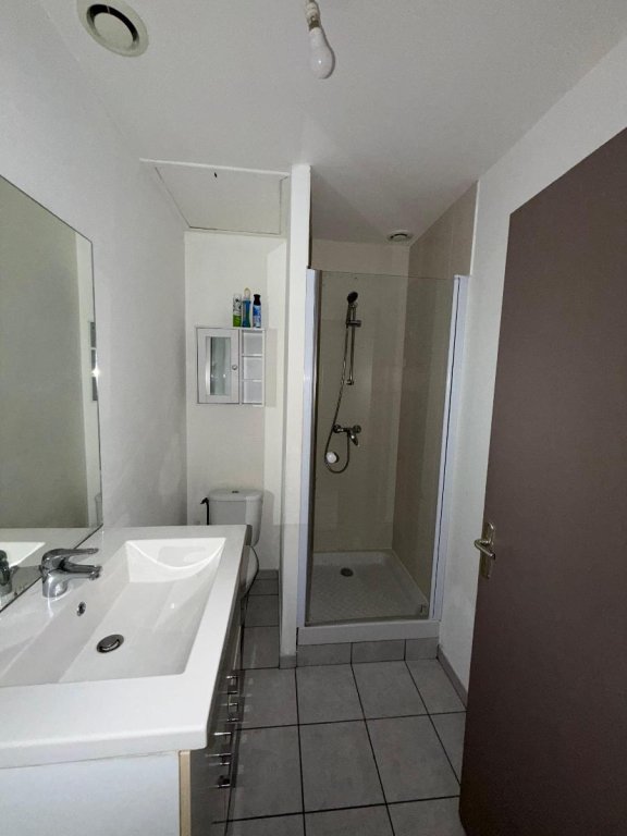 APPARTEMENT T2 A LOUER - ST ETIENNE - 47.07 m2 - 520 &euro; charges comprises par mois