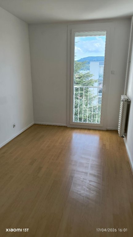 APPARTEMENT T2 A LOUER - ST ETIENNE - 51.75 m2 - 575 &euro; charges comprises par mois
