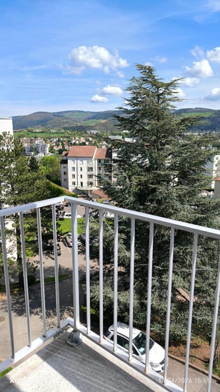 APPARTEMENT T2 A LOUER - ST ETIENNE - 51.75 m2 - 575 &euro; charges comprises par mois