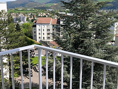 APPARTEMENT T2 A LOUER - ST ETIENNE - 51.75 m2 - 575 € charges comprises par mois