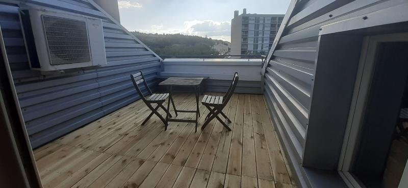 APPARTEMENT T2 A LOUER - ST ETIENNE - 36.26 m2 - 450 &euro; charges comprises par mois