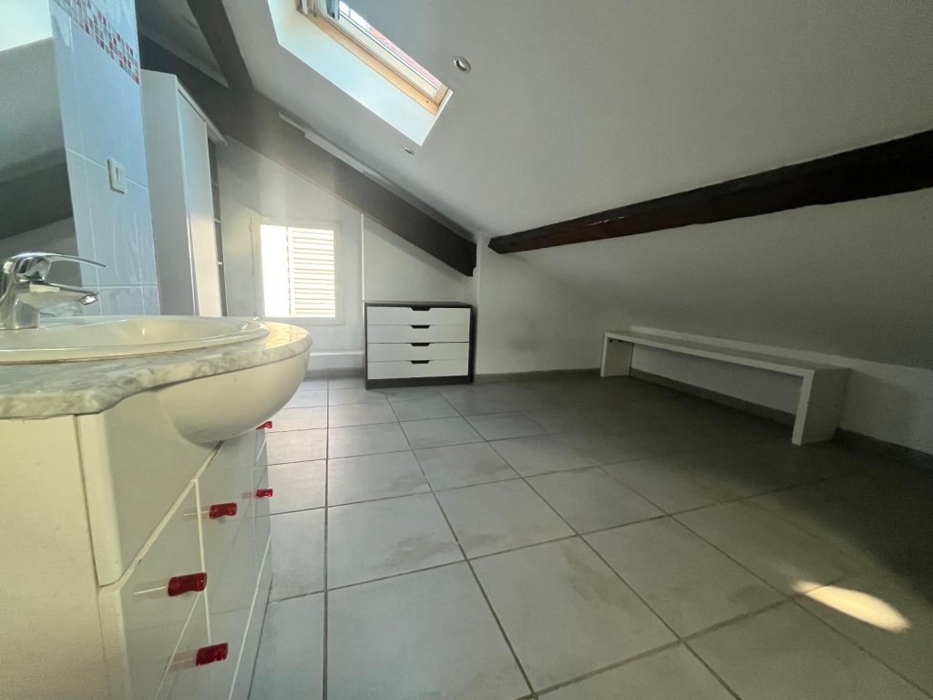 APPARTEMENT T2 A LOUER - ST ETIENNE - 36.26 m2 - 450 &euro; charges comprises par mois
