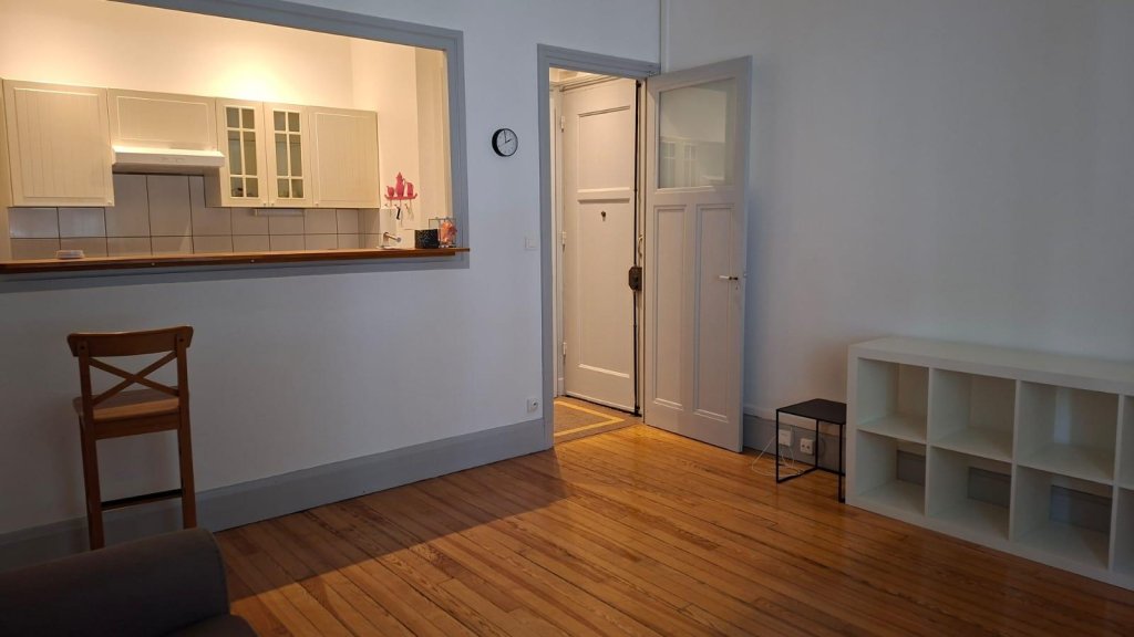 APPARTEMENT T2 A LOUER - ST ETIENNE - 48.9 m2 - 495 &euro; charges comprises par mois