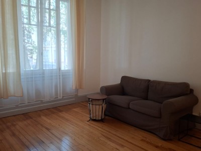 APPARTEMENT T2 A LOUER - ST ETIENNE TREFILERIE - 48.9 m2 - 495 € charges comprises par mois