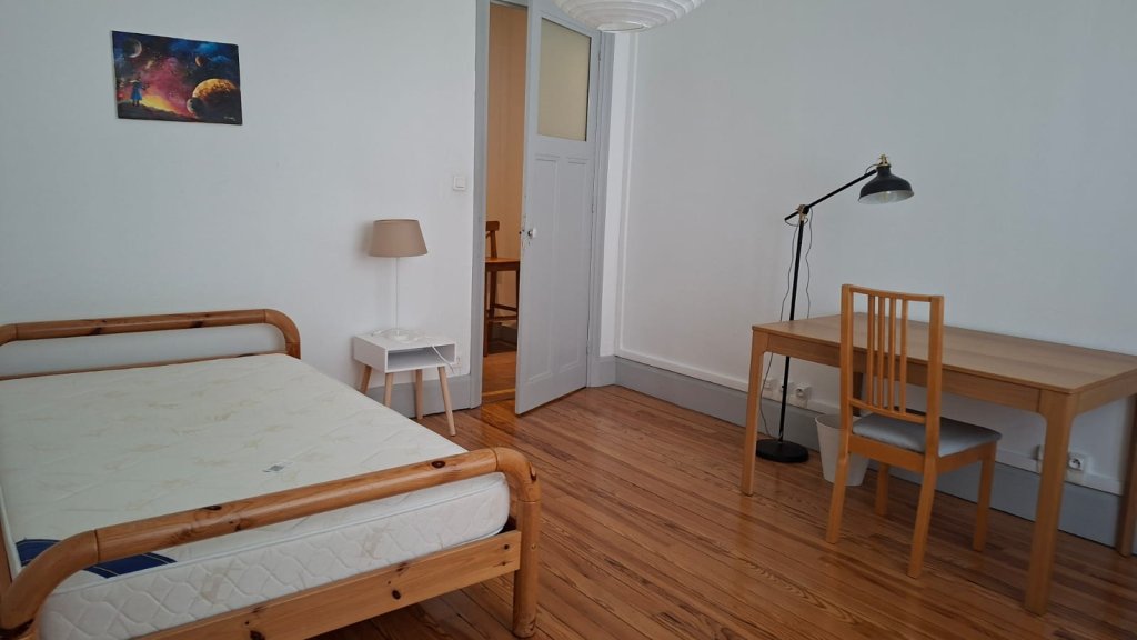APPARTEMENT T2 A LOUER - ST ETIENNE TREFILERIE - 48.9 m2 - 495 &euro; charges comprises par mois