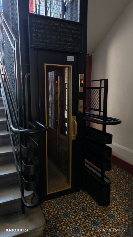 APPARTEMENT T2 A LOUER - ST ETIENNE TREFILERIE - 48.9 m2 - 495 &euro; charges comprises par mois