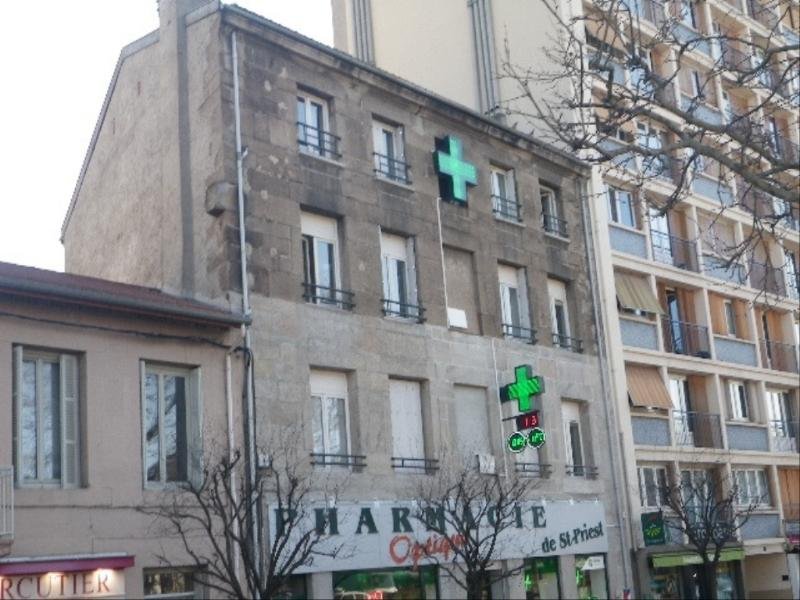 APPARTEMENT T2 A LOUER - ST PRIEST EN JAREZ - 47 m2 - 446 &euro; charges comprises par mois