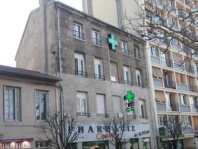 APPARTEMENT T2 A LOUER - ST PRIEST EN JAREZ - 47 m2 - 446 € charges comprises par mois