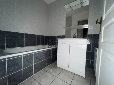 APPARTEMENT T2 A VENDRE - ST DIDIER EN VELAY - 49.1 m2 - 92 000 €