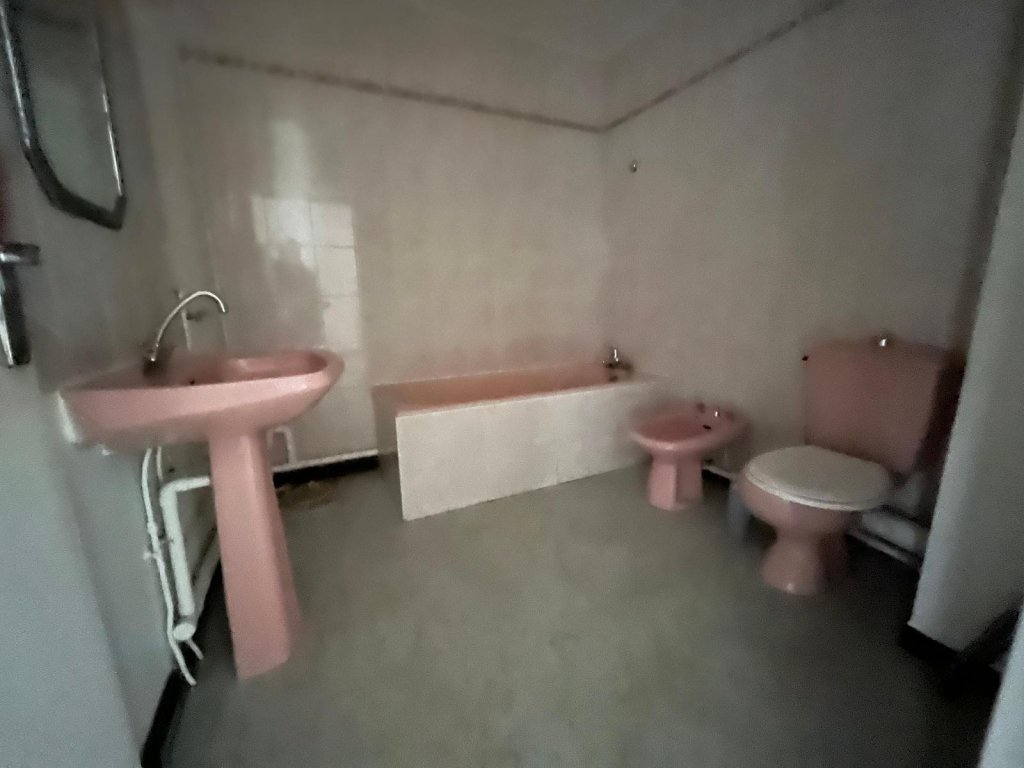 APPARTEMENT T2 A VENDRE - ST ETIENNE - 56.04 m2 - 49 000 &euro;