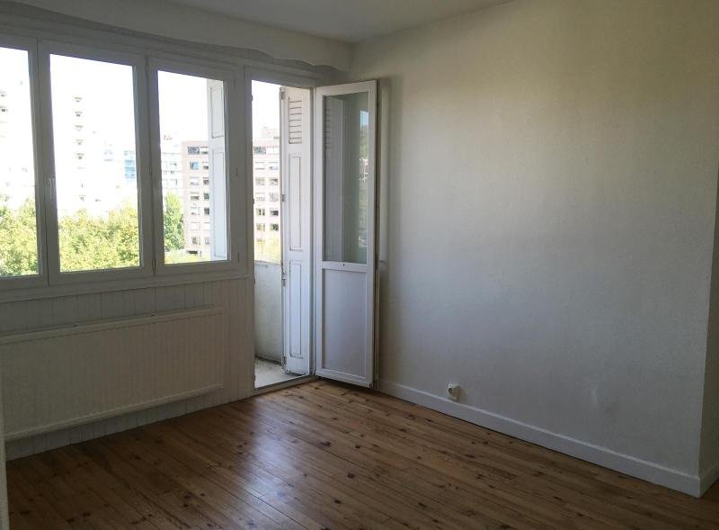 APPARTEMENT T2 A VENDRE - ST ETIENNE - 41.76 m2 - 50 000 &euro;