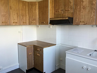 APPARTEMENT T2 A VENDRE - ST ETIENNE - 41.76 m2 - 50 000 €