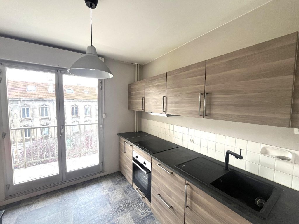 APPARTEMENT T2 A VENDRE - ST ETIENNE - 40.71 m2 - 60 000 &euro;