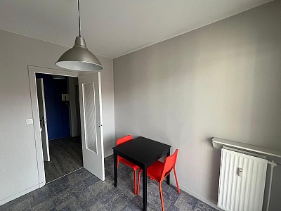 APPARTEMENT T2 A VENDRE - ST ETIENNE - 40.71 m2 - 60 000 €