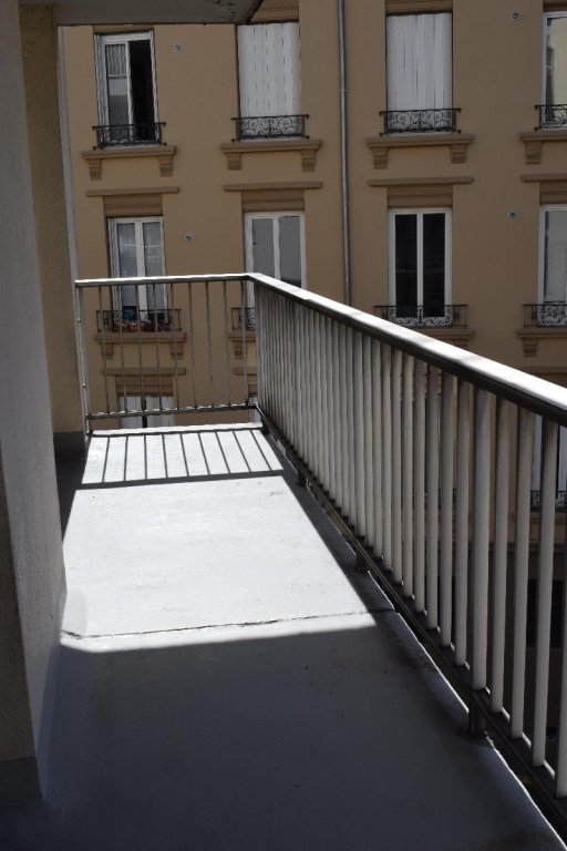 APPARTEMENT T2 A VENDRE - ST ETIENNE - 40.71 m2 - 60 000 &euro;