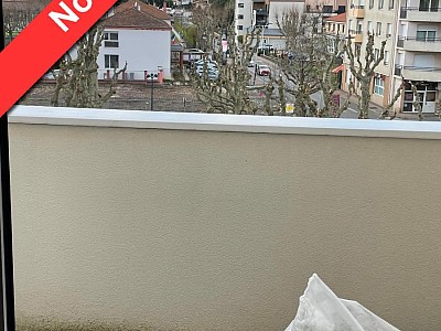 APPARTEMENT T3 A LOUER - L ETRAT - 92.18 m2 - 895 &euro; charges comprises par mois