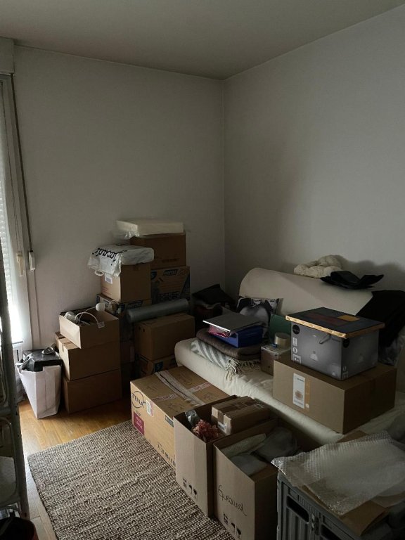 APPARTEMENT T3 A LOUER - L ETRAT - 92.18 m2 - 895 &euro; charges comprises par mois