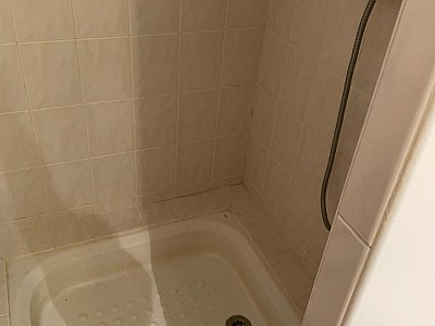 APPARTEMENT T3 A LOUER - L ETRAT - 92.18 m2 - 895 &euro; charges comprises par mois
