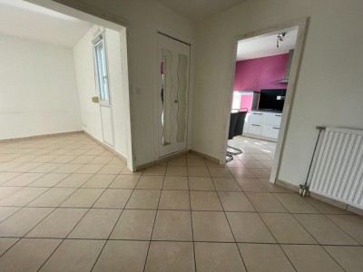 APPARTEMENT T3 A LOUER - ST ETIENNE - 80.4 m2 - 660 &euro; charges comprises par mois