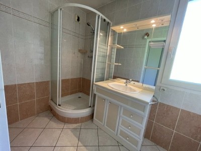 APPARTEMENT T3 A LOUER - ST ETIENNE - 80.4 m2 - 660 &euro; charges comprises par mois