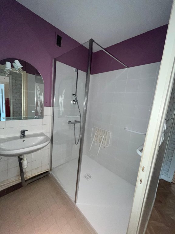 APPARTEMENT T3 A LOUER - ST ETIENNE - 59.53 m2 - 600 &euro; charges comprises par mois