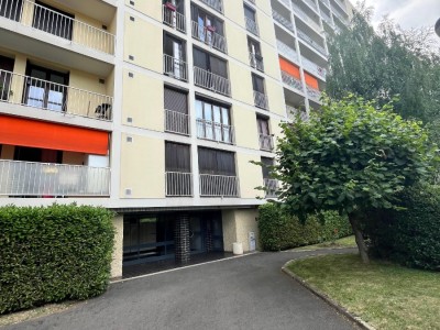 APPARTEMENT T3 A LOUER - ST ETIENNE - 59.53 m2 - 600 € charges comprises par mois