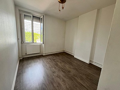 APPARTEMENT T3 A LOUER - ST ETIENNE - 65.64 m2 - 650 € charges comprises par mois