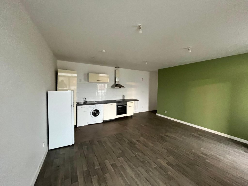 APPARTEMENT T3 A LOUER - ST ETIENNE - 52.81 m2 - 500 &euro; charges comprises par mois
