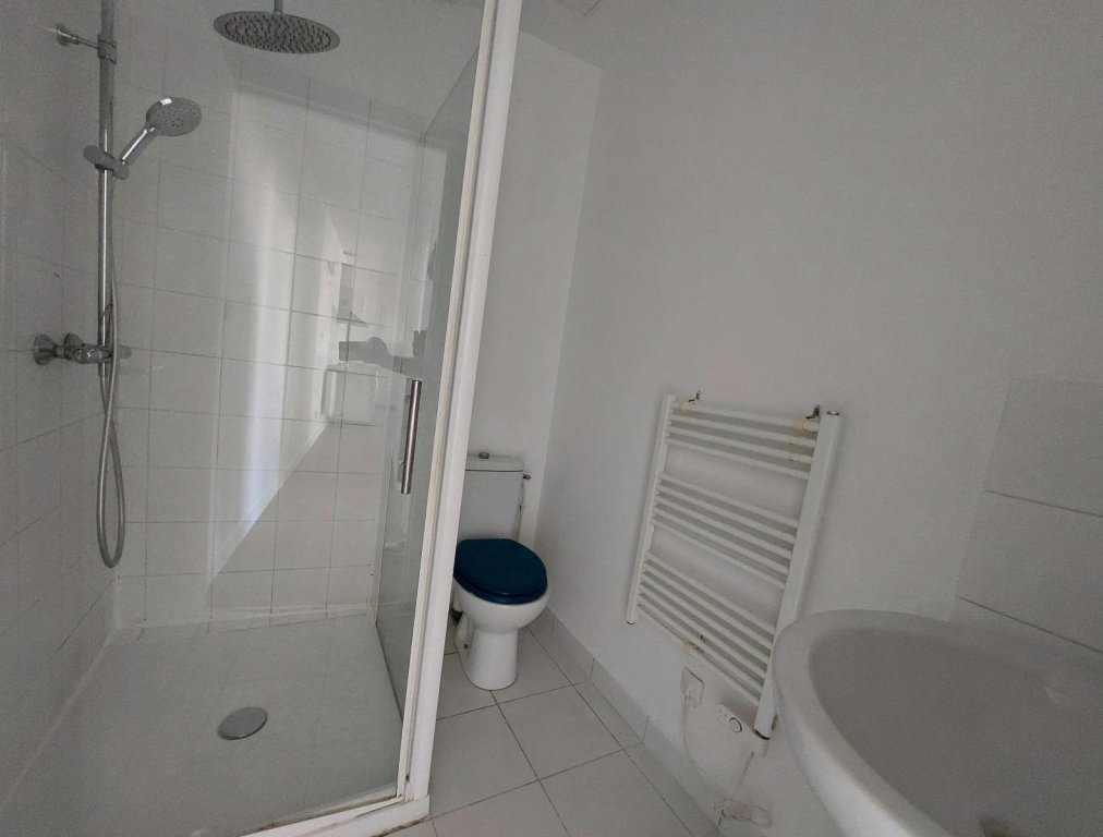 APPARTEMENT T3 A LOUER - ST ETIENNE - 52.81 m2 - 500 &euro; charges comprises par mois