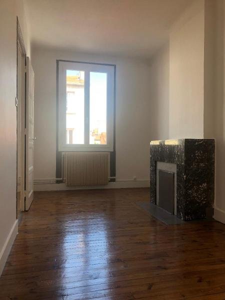 APPARTEMENT T3 A LOUER - ST ETIENNE - 63.65 m2 - 520 &euro; charges comprises par mois