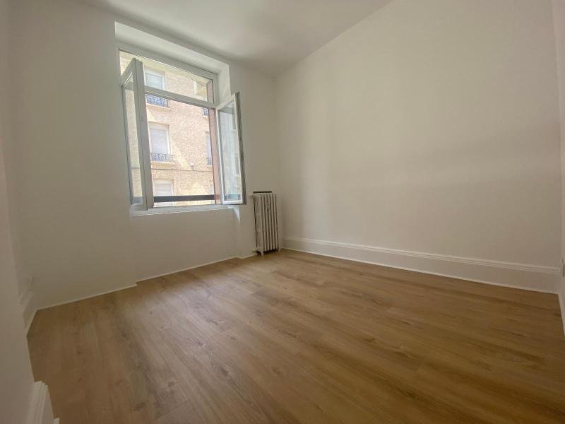 APPARTEMENT T3 A LOUER - ST ETIENNE - 58.82 m2 - 639 &euro; charges comprises par mois