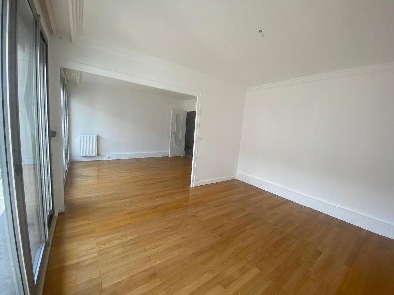 APPARTEMENT T3 A LOUER - ST ETIENNE - 79.37 m2 - 690 &euro; charges comprises par mois