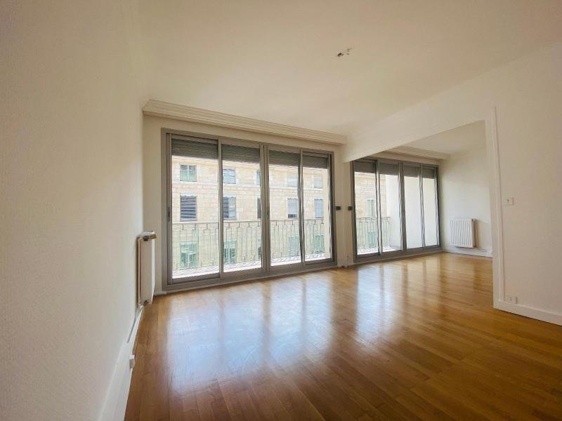 APPARTEMENT T3 A LOUER - ST ETIENNE - 79.37 m2 - 690 &euro; charges comprises par mois