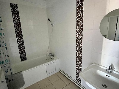 APPARTEMENT T3 A LOUER - ST ETIENNE - 75.97 m2 - 787 € charges comprises par mois