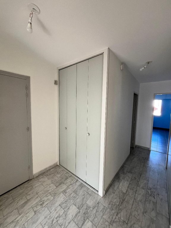 APPARTEMENT T3 A LOUER - ST ETIENNE - 75.97 m2 - 787 &euro; charges comprises par mois