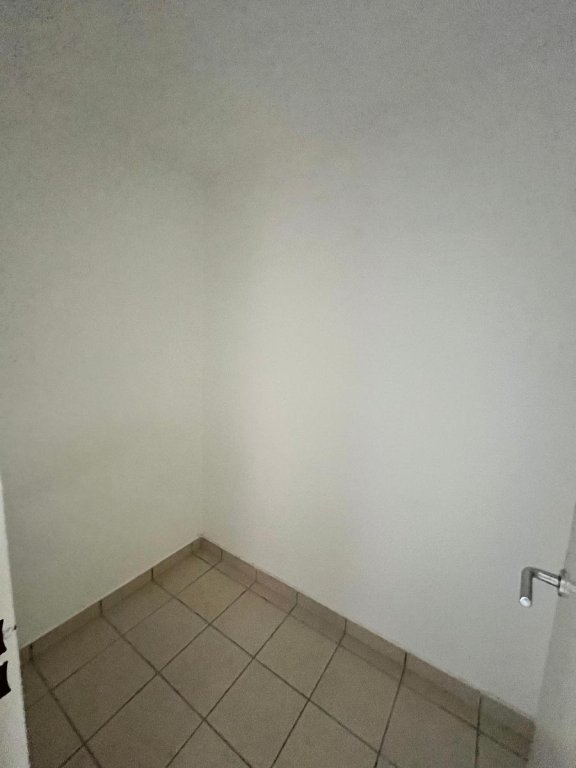 APPARTEMENT T3 A LOUER - ST ETIENNE - 75.97 m2 - 787 &euro; charges comprises par mois