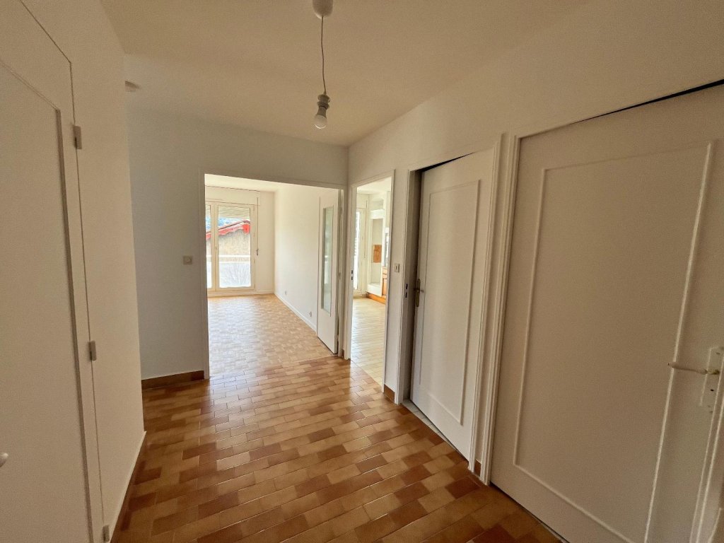 APPARTEMENT T3 A LOUER - ST ETIENNE - 60.51 m2 - 630 &euro; charges comprises par mois