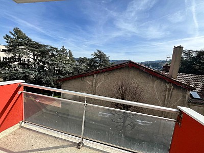 APPARTEMENT T3 A LOUER - ST ETIENNE - 60.51 m2 - 630 € charges comprises par mois