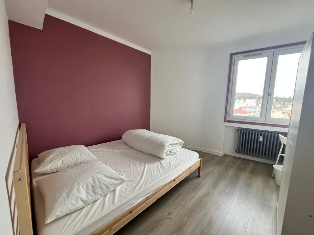 APPARTEMENT T3 A LOUER - ST ETIENNE - 65.55 m2 - 645 &euro; charges comprises par mois