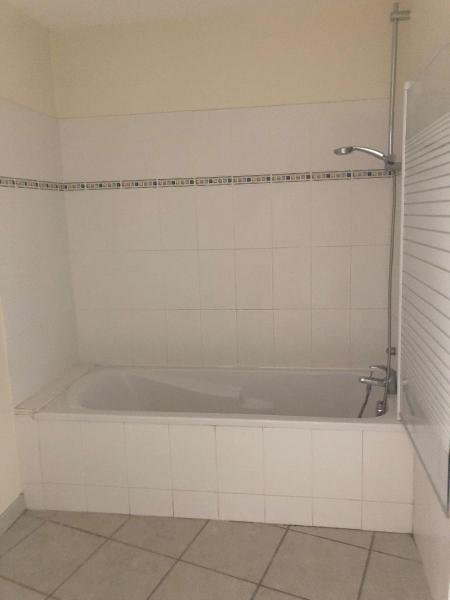 APPARTEMENT T3 A LOUER - ST ETIENNE - 75 m2 - 778 &euro; charges comprises par mois