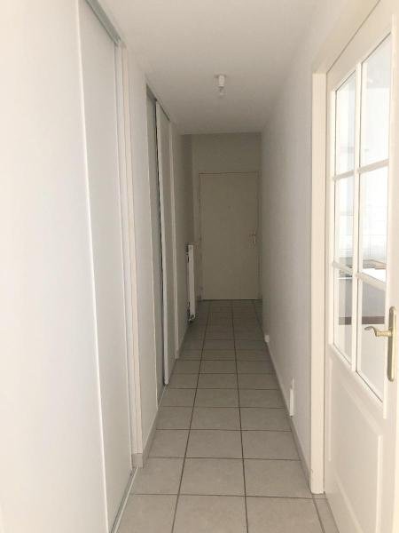 APPARTEMENT T3 A LOUER - ST ETIENNE - 75 m2 - 778 &euro; charges comprises par mois