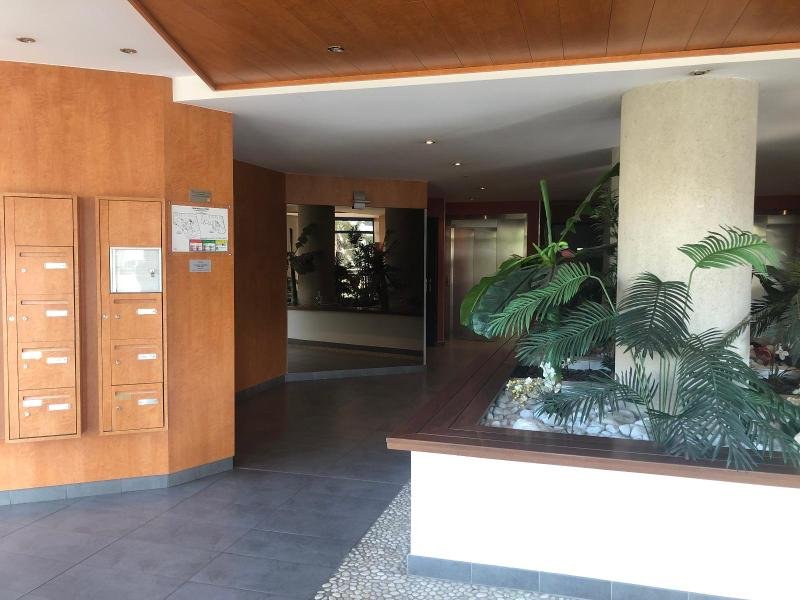 APPARTEMENT T3 A LOUER - ST ETIENNE - 75 m2 - 778 &euro; charges comprises par mois
